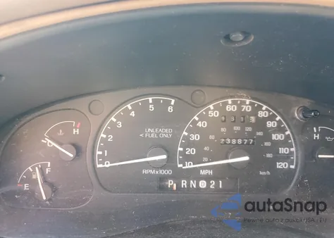 1996 Ford Explorer z USA, uszkodzony, nr VIN 1FMDU32X0TZB52597